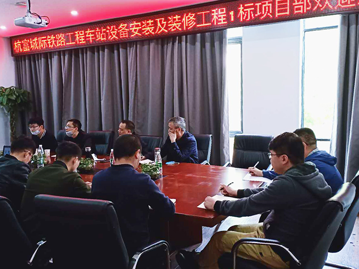 1587124431115346.jpg 图:检查指导现场(杨涛摄)副本.jpg