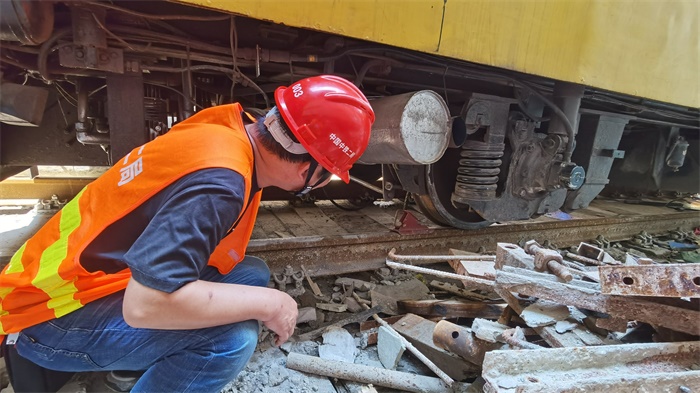 1589850491322437.jpg 吊装现场(3).jpg