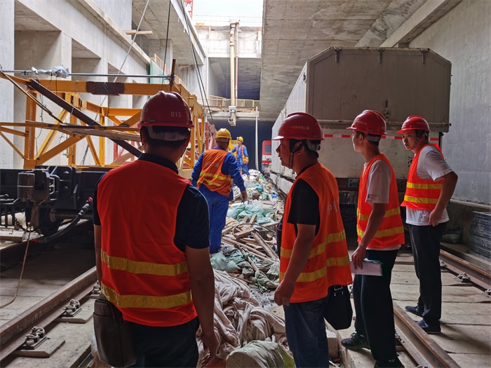 1589850496284138.jpg 吊装现场(4).jpg