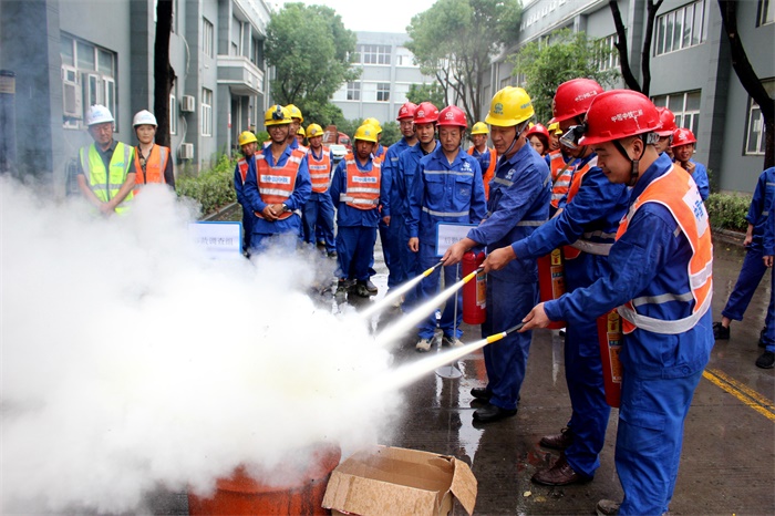 1592733779304406.jpg 图3:灭火.jpg