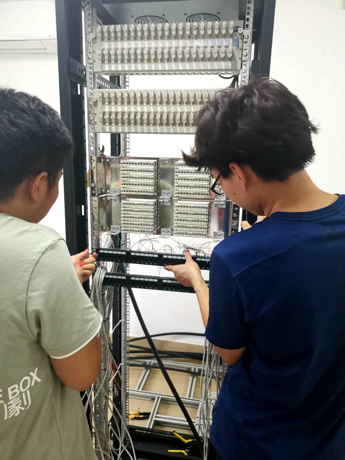 1598003605118733.jpg 图3:网线成端.jpg