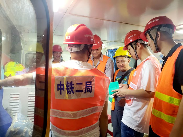 1598321265110647.jpg 图:检查现场_副本.jpg