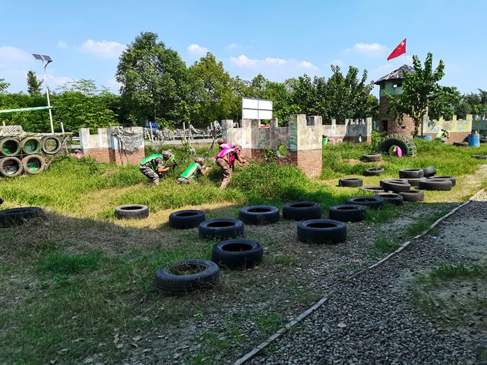 1598608358817560.jpg 图3:野战真人CS_副本.jpg