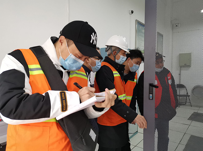 1608279170497017.jpg 图2:信息专业检查现场副本.jpg