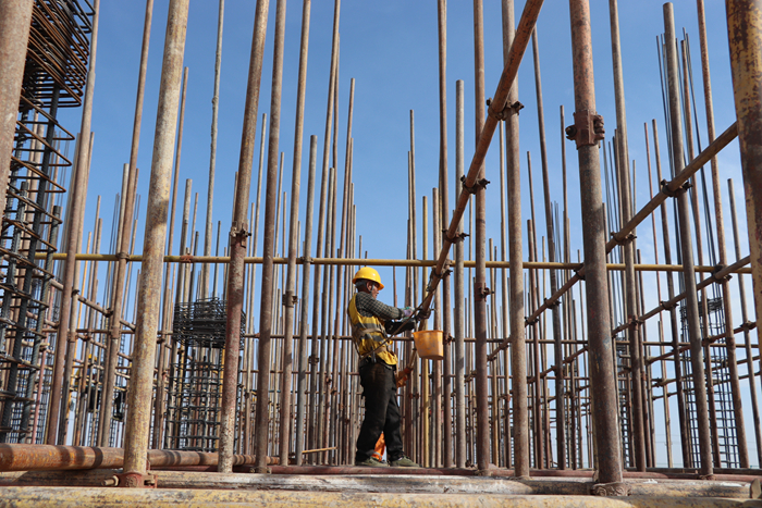 金塔配电所建设者 (2)_副本.jpg