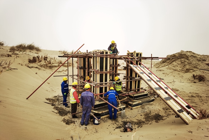 电力铁塔基础浇筑 - 副本.jpg