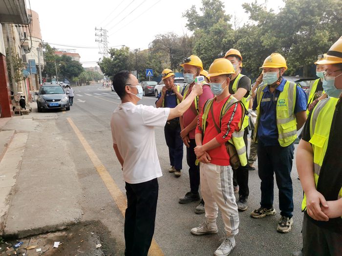 1648803269116977.jpg 附件一:班前测体温_副本.jpg