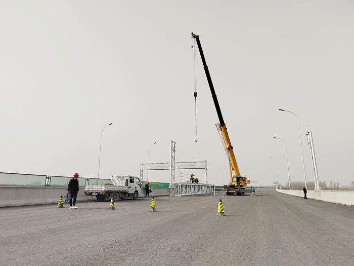 1650895072122730.jpg 门架组立 - 副本.jpg