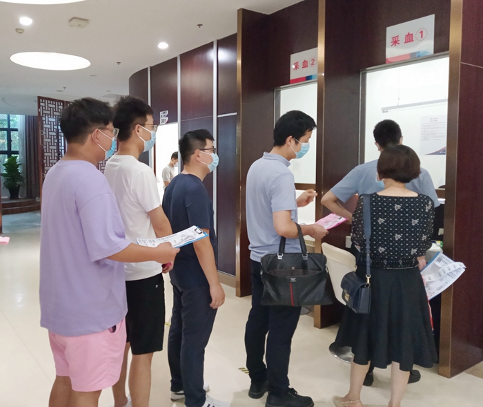 体检现场 - 副本.jpg