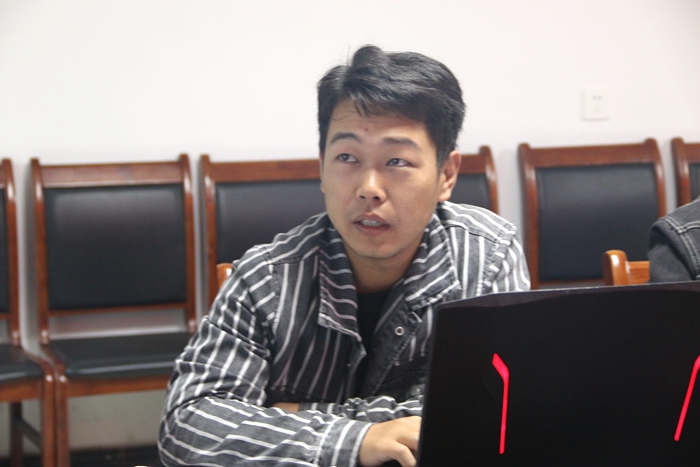 图2：讲解.JPG